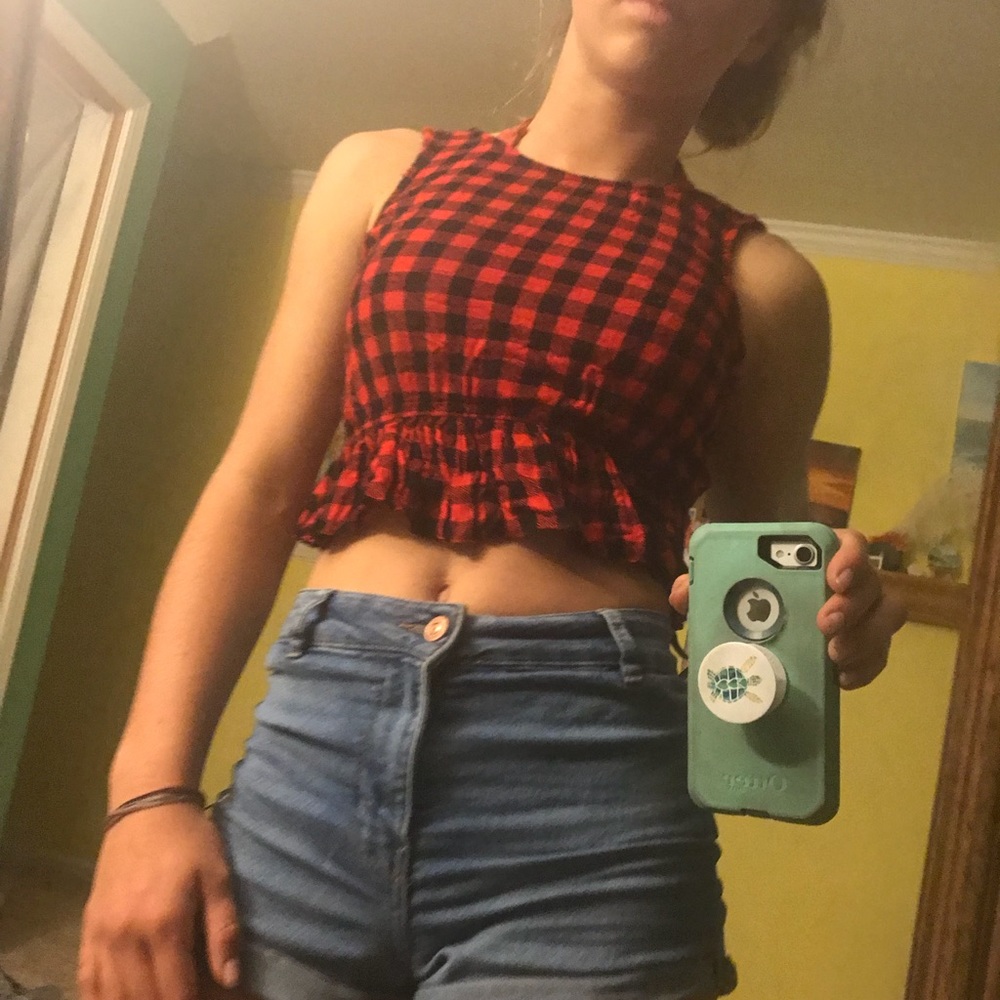 Checkered crop top
